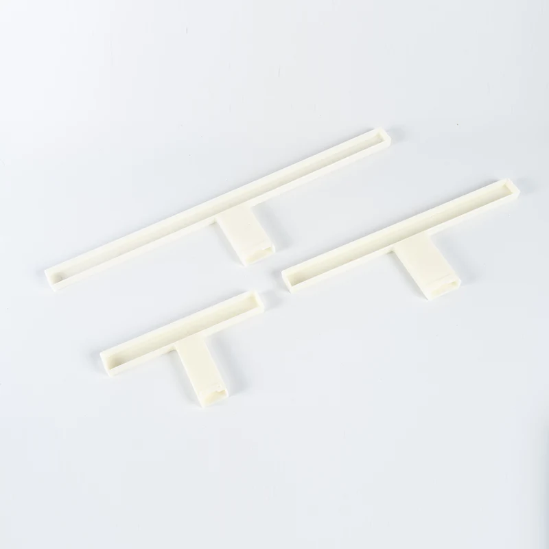 Involucri in plastica per apparecchi di illuminazione a LED