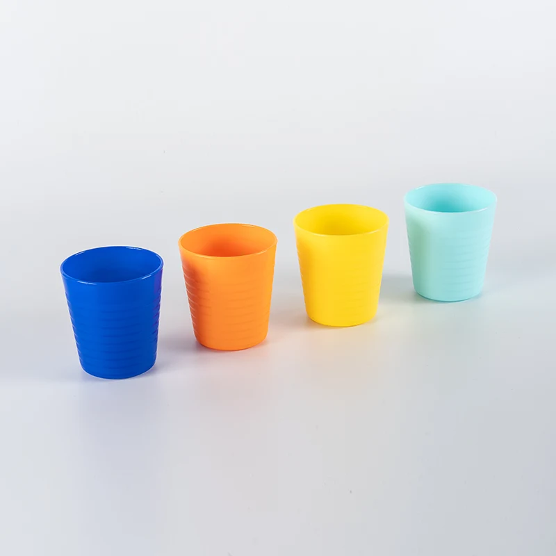 Bicchiere di plastica
